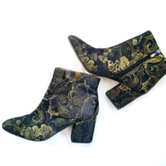 Frank Sarto booties - Picture 2 of 3